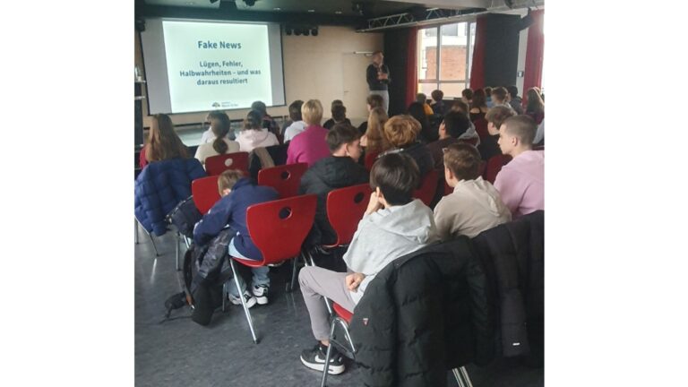 Fake News – ein Vortrag von Martin Schwarzkopf